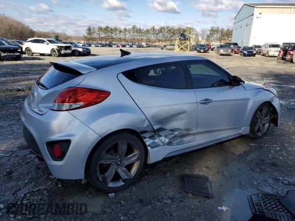 ✅ 2015 Hyundai Veloster Turbo • VIN: KMHTC6AEXFU239974 • Lot: 87121004. Wystawiony na Copart z przebiegiem 117 304 mil. Bezpłatny archiwum sprzedaży aukcyjnych z USA i szczegółowy raport historii pojazdu na DreamBid. Zdjęcie 3.