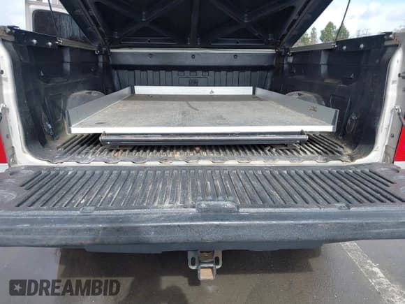 ✅ 2007 Chevrolet Silverado 1500 Work Truck • VIN: 1GCEC14X97Z612357 • Лот: 41814559. Опубликован ранее на IAAI с пробегом 176 664 миль. Бесплатный доступ к архиву аукционных продаж из США и подробный отчёт об истории автомобиля на DreamBid. Изображение 8.
