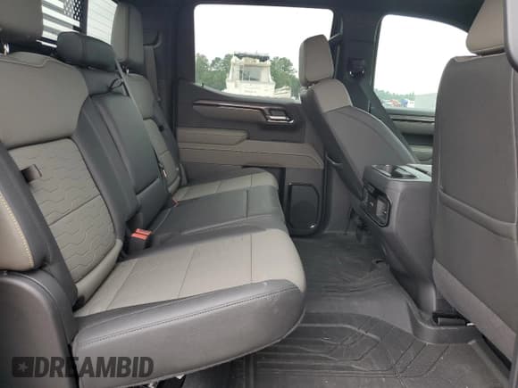 ✅ 2025 Chevrolet Silverado 1500 • VIN: 3GCUKHE80SG133333 • Лот: 66640915. Опубликован ранее на Copart с пробегом 13 203 миль. Бесплатный доступ к архиву аукционных продаж из США и подробный отчёт об истории автомобиля на DreamBid. Изображение 10.