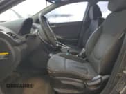 ✅ 2013 Hyundai Accent SE • VIN: KMHCU5AE7DU061588 • Лот: 79833544. Опубликован ранее на Copart с пробегом 138 353 миль. Бесплатный доступ к архиву аукционных продаж из США и подробный отчёт об истории автомобиля на DreamBid. Изображение 7.