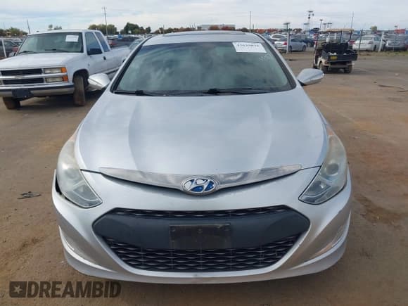 ✅ 2011 Hyundai Sonata Hybrid • VIN: KMHEC4A42BA003450 • Lot: 43629836. Wystawiony na IAAI z przebiegiem 241 178 mil. Bezpłatny archiwum sprzedaży aukcyjnych z USA i szczegółowy raport historii pojazdu na DreamBid. Zdjęcie 6.