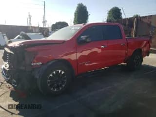 ✅ 2021 Nissan Titan SV • VIN: 1N6AA1EF1MN501960 • Lot: 70860465. Listed on Copart with 59,516 mi. Free auction sales archive from the USA and detailed vehicle history report at DreamBid. Image 1.