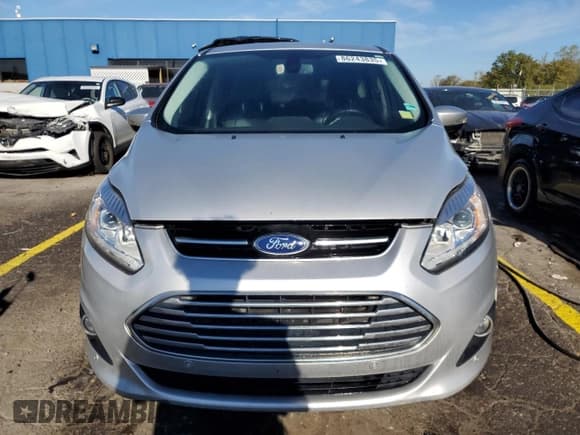 ✅ 2017 Ford C-Max Titanium • VIN: 1FADP5FU2HL100668 • Лот: 86243835. Опубликован ранее на Copart с пробегом 92 843 миль. Бесплатный доступ к архиву аукционных продаж из США и подробный отчёт об истории автомобиля на DreamBid. Изображение 5.