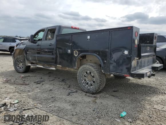 ✅ 2015 Chevrolet Silverado 2500HD • VIN: 1GB2KUEG8FZ553634 • Лот: 48521924. Опубликован ранее на Copart с пробегом Не указан. Бесплатный доступ к архиву аукционных продаж из США и подробный отчёт об истории автомобиля на DreamBid. Изображение 2.