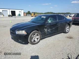 ✅ 2013 Dodge Charger Police • VIN: 2C3CDXAT2DH577203 • Lot: 81376945. Wystawiony na Copart z przebiegiem 98 232 mil. Bezpłatny archiwum sprzedaży aukcyjnych z USA i szczegółowy raport historii pojazdu na DreamBid. Zdjęcie 1.