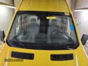 ✅ 2019 Ford Transit • VIN: 1FTYR3XMXKKA24882 • Lot: 42015527. Wystawiony na IAAI z przebiegiem 147 259 mil. Bezpłatny archiwum sprzedaży aukcyjnych z USA i szczegółowy raport historii pojazdu na DreamBid. Zdjęcie 1.