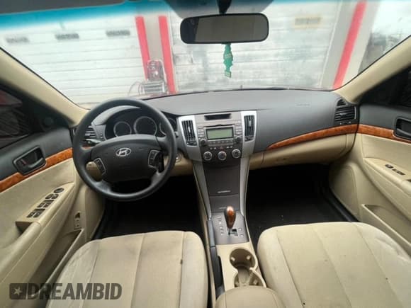 ✅ 2009 Hyundai Sonata GLS • VIN: 5NPET46C19H440797 • Лот: 88597825. Опубликован ранее на Copart с пробегом 54 454 миль. Бесплатный доступ к архиву аукционных продаж из США и подробный отчёт об истории автомобиля на DreamBid. Изображение 9.