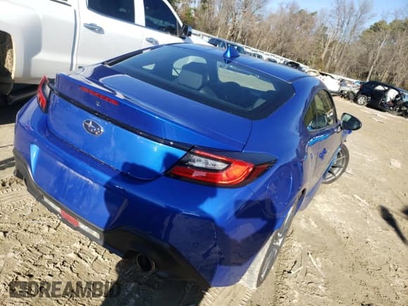 ✅ 2022 Subaru BRZ Limited • VIN: JF1ZDBF17N8702922 • Lot: 72424712. Listed on Copart with 8,762 mi. Free auction sales archive from the USA and detailed vehicle history report at DreamBid. Image 3.