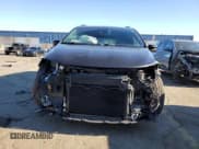 ✅ 2023 Chrysler Pacifica Touring L • VIN: 2C4RC1BG3PR603667 • Lot: 87314715. Wystawiony na Copart z przebiegiem 39 647 mil. Bezpłatny archiwum sprzedaży aukcyjnych z USA i szczegółowy raport historii pojazdu na DreamBid. Zdjęcie 5.