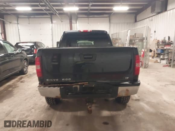 ✅ 2007 Chevrolet Silverado 2500HD 1LT • VIN: 1GCHC23K87F534566 • Lot: 41212539. Wystawiony na IAAI z przebiegiem 92 703 mil. Bezpłatny archiwum sprzedaży aukcyjnych z USA i szczegółowy raport historii pojazdu na DreamBid. Zdjęcie 16.
