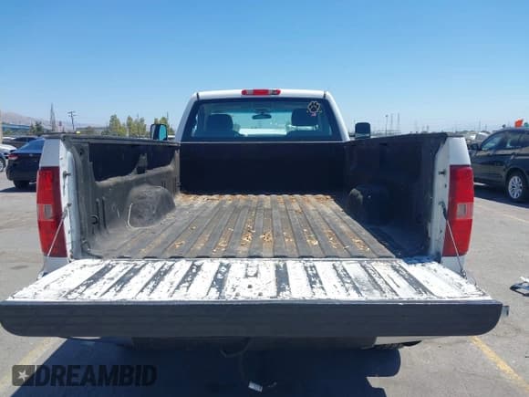 ✅ 2013 Chevrolet Silverado 2500HD Work Truck • VIN: 1GC0CVCG9DF183463 • Lot: 42872849. Wystawiony na IAAI z przebiegiem 169 512 mil. Bezpłatny archiwum sprzedaży aukcyjnych z USA i szczegółowy raport historii pojazdu na DreamBid. Zdjęcie 16.