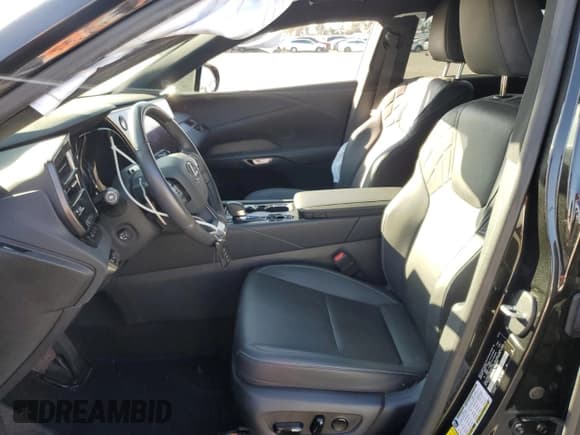 ✅ 2024 Lexus RX 350 • VIN: 2T2BAMBA7RC031778 • Lot: 52359325. Listed on Copart with 14,840 mi. Free auction sales archive from the USA and detailed vehicle history report at DreamBid. Image 7.