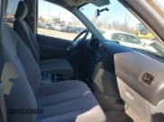 ✅ 2007 Dodge Caravan SXT • VIN: 1D4GP45R77B151850 • Лот: 43808635. Опубликован ранее на IAAI с пробегом 95 807 миль. Бесплатный доступ к архиву аукционных продаж из США и подробный отчёт об истории автомобиля на DreamBid. Изображение 5.