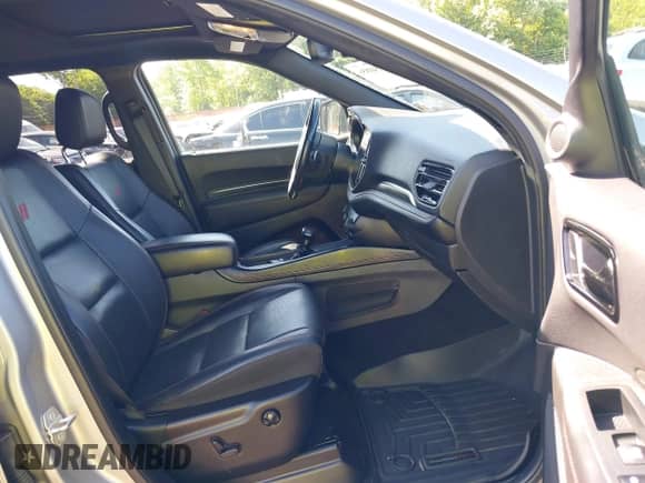 2021 Dodge Durango R/T with VIN 1C4SDJCT5MC559105, listed as a IAAI auction lot 39540856 with 36,487 mi miles and . Bid and sale history available at DreamBid. Image 5.