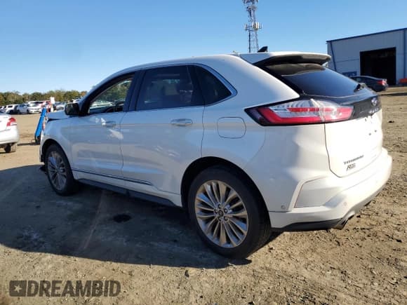 ✅ 2021 Ford Edge Titanium • VIN: 2FMPK3K96MBA56871 • Lot: 86867955. Wystawiony na Copart z przebiegiem 109 264 mil. Bezpłatny archiwum sprzedaży aukcyjnych z USA i szczegółowy raport historii pojazdu na DreamBid. Zdjęcie 2.