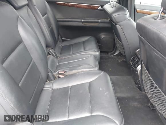 ✅ 2011 Mercedes-Benz R 350 • VIN: 4JGCB6FE3BA114161 • Lot: 42652754. Listed on IAAI with 153,619 mi. Free auction sales archive from the USA and detailed vehicle history report at DreamBid. Image 8.