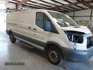 ✅ 2018 Ford Transit • VIN: 1FTYR2YM6JKB11525 • Lot: 43379951. Wystawiony na IAAI z przebiegiem 122 747 mil. Bezpłatny archiwum sprzedaży aukcyjnych z USA i szczegółowy raport historii pojazdu na DreamBid. Zdjęcie 1.