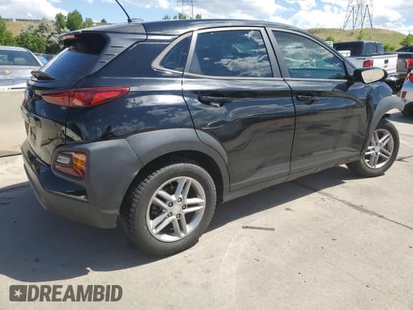 ✅ 2018 Hyundai Kona SE • VIN: KM8K12AA2JU069206 • Лот: 61515894. Опубликован ранее на Copart с пробегом 59 165 миль. Бесплатный доступ к архиву аукционных продаж из США и подробный отчёт об истории автомобиля на DreamBid. Изображение 3.