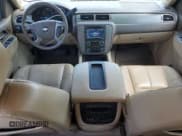 ✅ 2011 Chevrolet Suburban LT • VIN: 1GNSKJE39BR362667 • Lot: 60655574. Wystawiony na Copart z przebiegiem 163 361 mil. Bezpłatny archiwum sprzedaży aukcyjnych z USA i szczegółowy raport historii pojazdu na DreamBid. Zdjęcie 8.