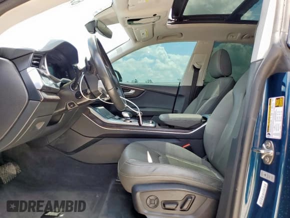 ✅ 2020 Audi Q8 Premium Plus • VIN: WA1EVAF16LD006843 • Лот: 65790685. Опубликован ранее на Copart с пробегом 60 957 миль. Бесплатный доступ к архиву аукционных продаж из США и подробный отчёт об истории автомобиля на DreamBid. Изображение 7.