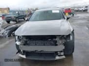 ✅ 2022 Polestar 2 • VIN: LPSED3KA3NL053162 • Lot: 43759857. Wystawiony na IAAI z przebiegiem 23 745 mil. Bezpłatny archiwum sprzedaży aukcyjnych z USA i szczegółowy raport historii pojazdu na DreamBid. Zdjęcie 13.