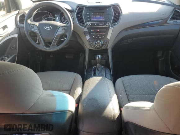 ✅ 2018 Hyundai Santa Fe 2.4L • VIN: 5XYZT3LB5JG545278 • Lot: 93383675. Listed on Copart with 130,935 mi. Free auction sales archive from the USA and detailed vehicle history report at DreamBid. Image 8.