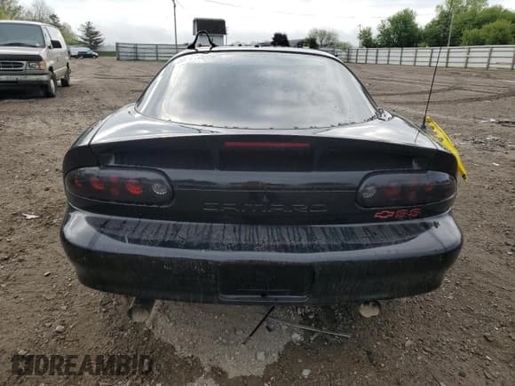 ✅ 2000 Chevrolet Camaro Z28 • VIN: 2G1FP22G0Y2146803 • Лот: 56717965. Опубликован ранее на Copart с пробегом Не указан. Бесплатный доступ к архиву аукционных продаж из США и подробный отчёт об истории автомобиля на DreamBid. Изображение 6.