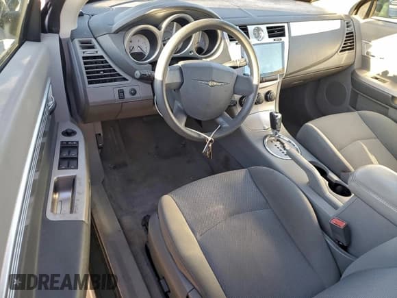 ✅ 2008 Chrysler Sebring Touring • VIN: 1C3LC55R38N249548 • Лот: 95523475. Опубликован ранее на Copart с пробегом 114 349 миль. Бесплатный доступ к архиву аукционных продаж из США и подробный отчёт об истории автомобиля на DreamBid. Изображение 8.