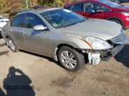 ✅ 2010 Nissan Altima SL • VIN: 1N4AL2AP4AC106136 • Лот: 43510963. Опубликован ранее на IAAI с пробегом 196 044 миль. Бесплатный доступ к архиву аукционных продаж из США и подробный отчёт об истории автомобиля на DreamBid. Изображение 1.