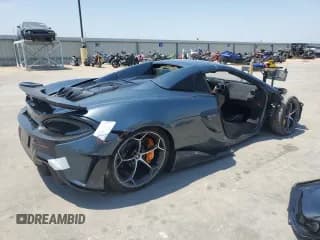 ✅ 2020 McLaren 600LT • VIN: SBM13SAA8LW008421 • Lot: 68654184. Wystawiony na Copart z przebiegiem 8 453 mil. Bezpłatny archiwum sprzedaży aukcyjnych z USA i szczegółowy raport historii pojazdu na DreamBid. Zdjęcie 3.
