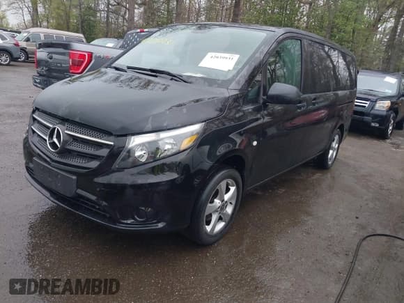 ✅ 2018 Mercedes-Benz Metris Passenger • VIN: WD4PG2EE6J3498379 • Lot: 42039931. Listed on IAAI with 62,776 mi. Free auction sales archive from the USA and detailed vehicle history report at DreamBid. Image 2.