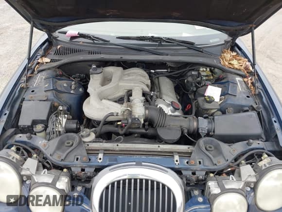 ✅ 2002 Jaguar S-Type • VIN: SAJDA01N02FM22814 • Lot: 41714221. Wystawiony na IAAI z przebiegiem Nie podano. Bezpłatny archiwum sprzedaży aukcyjnych z USA i szczegółowy raport historii pojazdu na DreamBid. Zdjęcie 10.