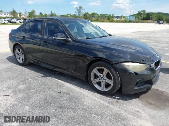 ✅ 2013 BMW 3 Series 328i • VIN: WBA3A5G56DNP22801 • Lot: 42797823. Listed on IAAI with 160,216 mi. Free auction sales archive from the USA and detailed vehicle history report at DreamBid. Image 1.