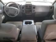 ✅ 2004 Ford F-150 XLT • VIN: 1FTRW12W74KB12074 • Lot: 92230565. Listed on Copart with 288,947 mi. Free auction sales archive from the USA and detailed vehicle history report at DreamBid. Image 8.