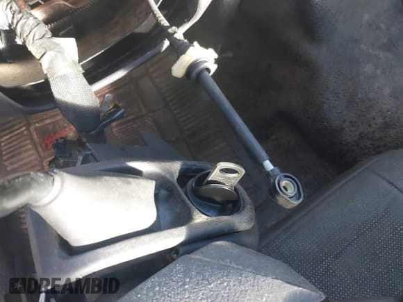 ✅ 2005 Ford Police Interceptor • VIN: 2FAFP71W75X120703 • Lot: 41256222. Listed on IAAI with 208,095 mi. Free auction sales archive from the USA and detailed vehicle history report at DreamBid. Image 11.