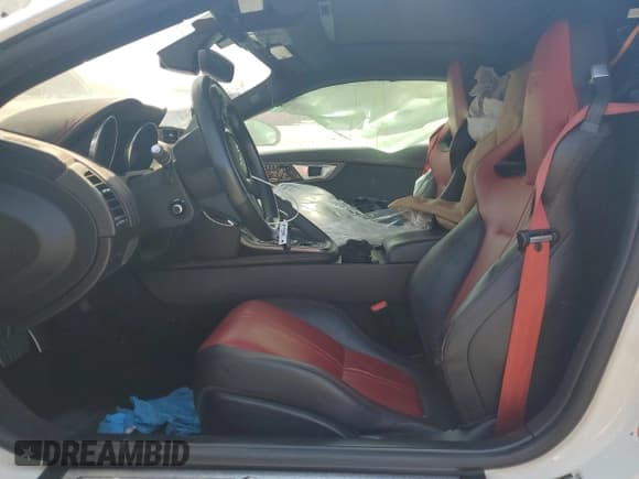 ✅ 2017 Jaguar F-Type R • VIN: SAJWJ6DL8HMK44063 • Лот: 70909925. Опубликован ранее на Copart с пробегом 43 377 миль. Бесплатный доступ к архиву аукционных продаж из США и подробный отчёт об истории автомобиля на DreamBid. Изображение 7.