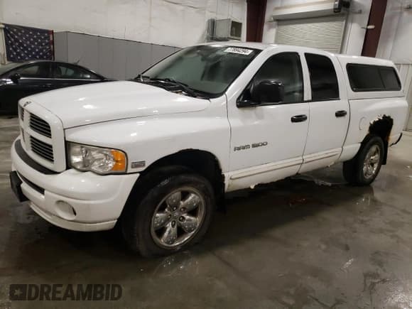 ✅ 2005 Dodge 1500 SLT • VIN: 1D7HU18D85S323962 • Лот: 77894294. Опубликован ранее на Copart с пробегом 144 601 миль. Бесплатный доступ к архиву аукционных продаж из США и подробный отчёт об истории автомобиля на DreamBid. Изображение 1.
