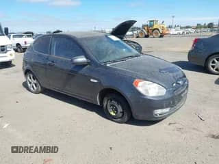 2007 Hyundai Accent SE с VIN KMHCN36C57U050943, выставлен на аукционе IAAI как лот 42795559 с пробегом 180 592 миль миль и . История ставок и продаж доступна на DreamBid. Изображение 1.