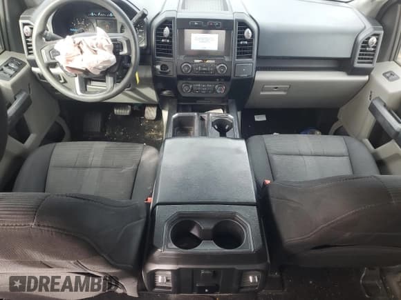 ✅ 2020 Ford F-150 XL • VIN: 1FTEW1CPXLKE60634 • Lot: 85424645. Listed on Copart with 106,904 mi. Free auction sales archive from the USA and detailed vehicle history report at DreamBid. Image 8.