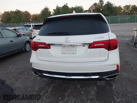 ✅ 2018 Acura MDX • VIN: 5J8YD3H32JL005824 • Лот: 43406531. Опубликован ранее на IAAI с пробегом 86 180 миль. Бесплатный доступ к архиву аукционных продаж из США и подробный отчёт об истории автомобиля на DreamBid. Изображение 16.