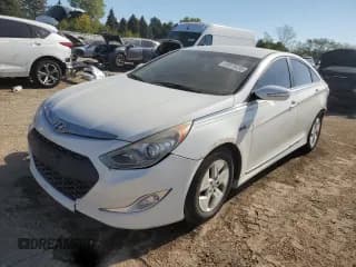 ✅ 2012 Hyundai Sonata Hybrid • VIN: KMHEC4A48CA041413 • Lot: 83978495. Wystawiony na Copart z przebiegiem 142 218 mil. Bezpłatny archiwum sprzedaży aukcyjnych z USA i szczegółowy raport historii pojazdu na DreamBid. Zdjęcie 1.
