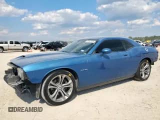 2020 Dodge Challenger R/T z VIN 2C3CDZBT9LH206810, wystawiony jako Copart lot #81947315 z przebiegiem 103 097 mil mil oraz Szkoda całkowita • Salvage title. Historia ofert i sprzedaży dostępna na DreamBid. Obrazek 1.