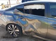 ✅ 2022 Nissan Altima SR • VIN: 1N4BL4CV2NN417361 • Lot: 43342758. Wystawiony na IAAI z przebiegiem 17 977 mil. Bezpłatny archiwum sprzedaży aukcyjnych z USA i szczegółowy raport historii pojazdu na DreamBid. Zdjęcie 17.