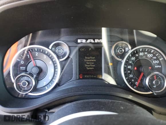 2020 Ram 1500 Big Horn z VIN 1C6SRFFT9LN393045, wystawiony jako Copart lot #66880755 z przebiegiem 81 615 mil mil oraz Szkoda całkowita • Salvage title. Historia ofert i sprzedaży dostępna na DreamBid. Obrazek 9.