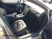 ✅ 2015 Ford Fusion SE Hybrid • VIN: 3FA6P0LU0FR195181 • Lot: 42908991. Wystawiony na IAAI z przebiegiem 135 959 mil. Bezpłatny archiwum sprzedaży aukcyjnych z USA i szczegółowy raport historii pojazdu na DreamBid. Zdjęcie 5.