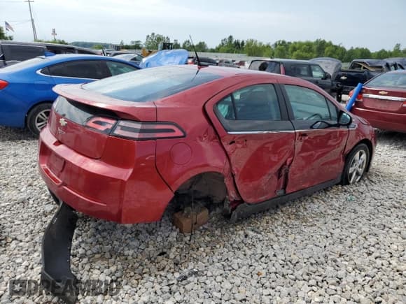 ✅ 2014 Chevrolet Volt • VIN: 1G1RA6E46EU173405 • Lot: 62873854. Wystawiony na Copart z przebiegiem 126 413 mil. Bezpłatny archiwum sprzedaży aukcyjnych z USA i szczegółowy raport historii pojazdu na DreamBid. Zdjęcie 3.