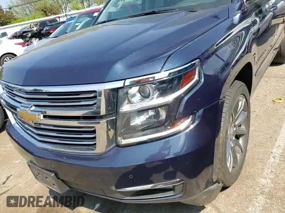 ✅ 2017 Chevrolet Suburban Premier • VIN: 1GNSKJKC7HR169222 • Lot: 49740933. Wystawiony na Copart z przebiegiem 117 295 mil. Bezpłatny archiwum sprzedaży aukcyjnych z USA i szczegółowy raport historii pojazdu na DreamBid. Zdjęcie 11.