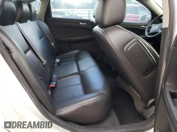 ✅ 2010 Chevrolet Impala Police Police • VIN: 2G1WD5EM0A1189349 • Lot: 81655435. Listed on Copart with 87,002 mi. Free auction sales archive from the USA and detailed vehicle history report at DreamBid. Image 10.