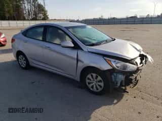 2016 Hyundai Accent SE with VIN KMHCT4AE0GU982889, listed as a Copart auction lot 40371703 with 112,550 mi miles and . Bid and sale history available at DreamBid. Image 4.