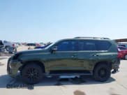 ✅ 2022 Lexus GX 460 • VIN: JTJKM7BX0N5318806 • Lot: 41913130. Wystawiony na IAAI z przebiegiem 30 093 mil. Bezpłatny archiwum sprzedaży aukcyjnych z USA i szczegółowy raport historii pojazdu na DreamBid. Zdjęcie 15.